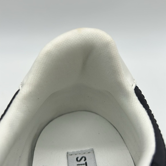 Steve Madden Kendrix Black White Lace-Up Sneakers Women’s Sz 9 New With Box - Picture 11 of 13